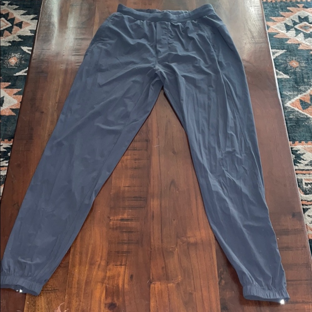 Lululemon 32” ABC joggers